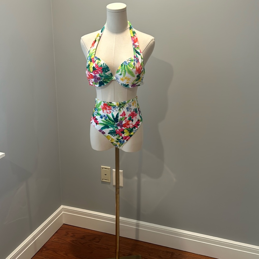 Women’s Yamamay floral 2 piece swimsuit
